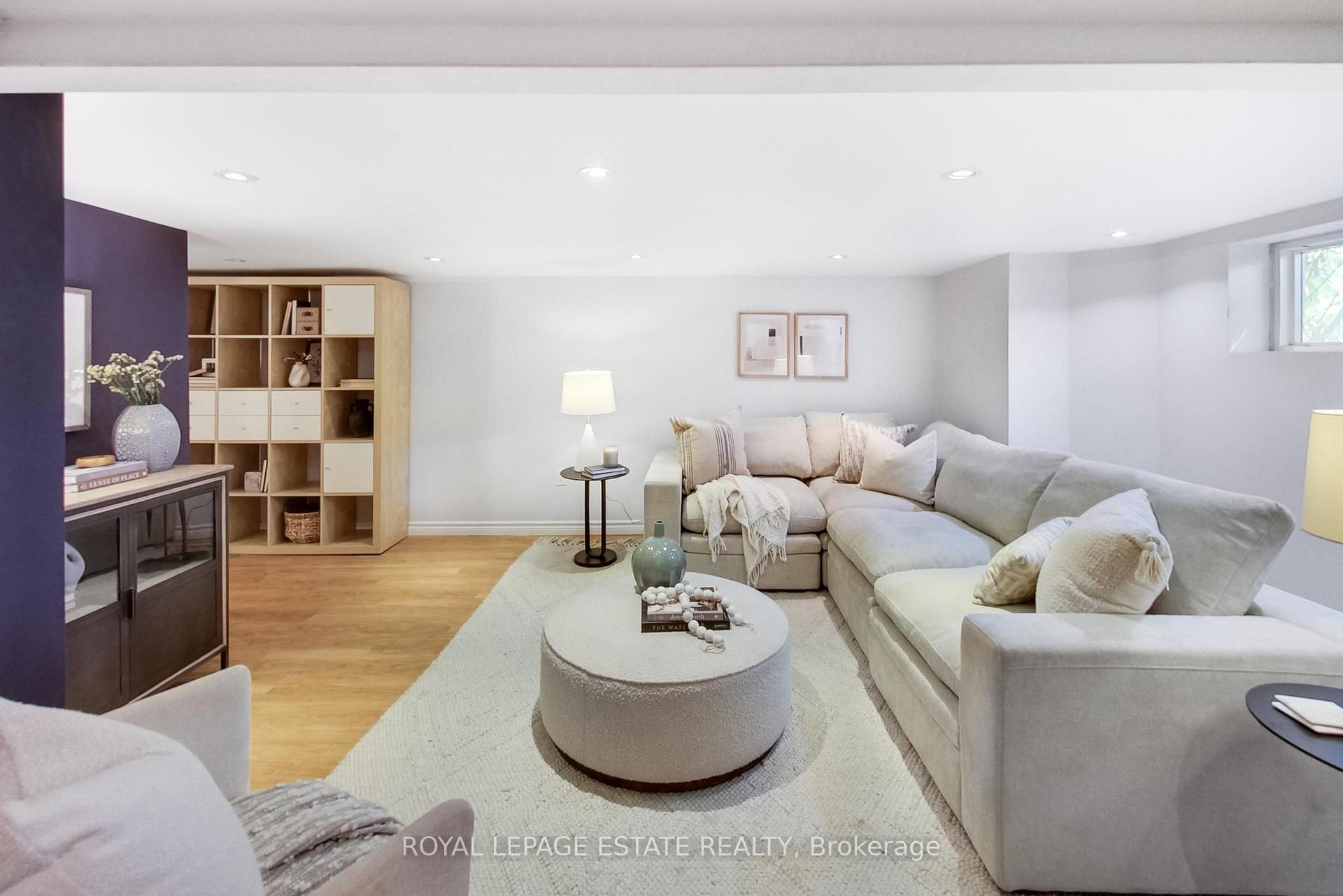 Photo 14 of 64 Wildwood Crescent, Toronto, Woodbine Corridor — HOMEH