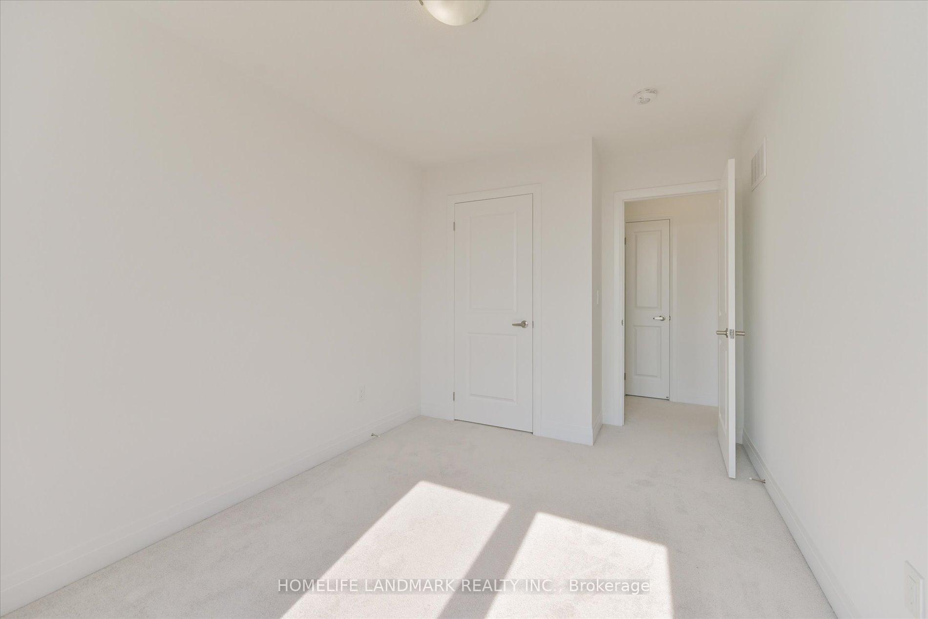 Photo 22 of 34 Carole Bell Way, Markham, Berczy — HOMEH