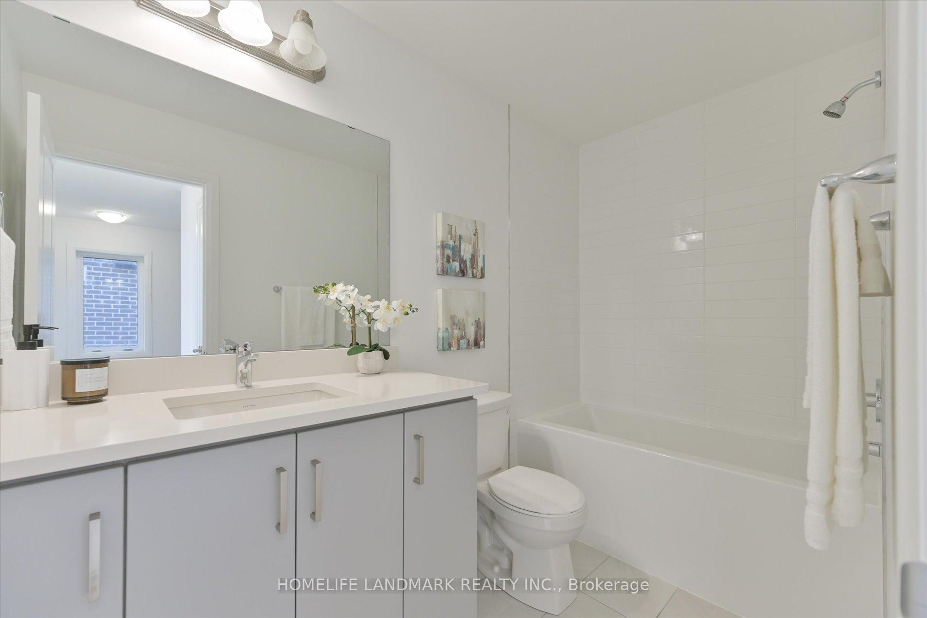 Photo 23 of 34 Carole Bell Way, Markham, Berczy — HOMEH