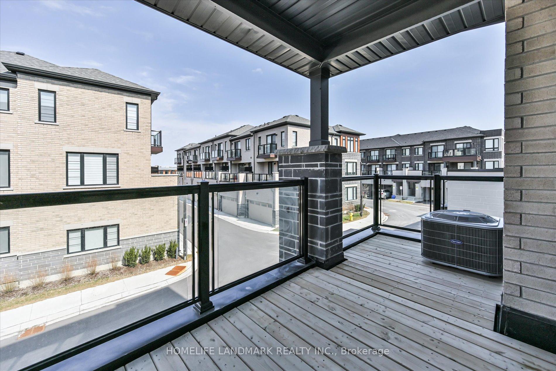 Photo 26 of 34 Carole Bell Way, Markham, Berczy — HOMEH