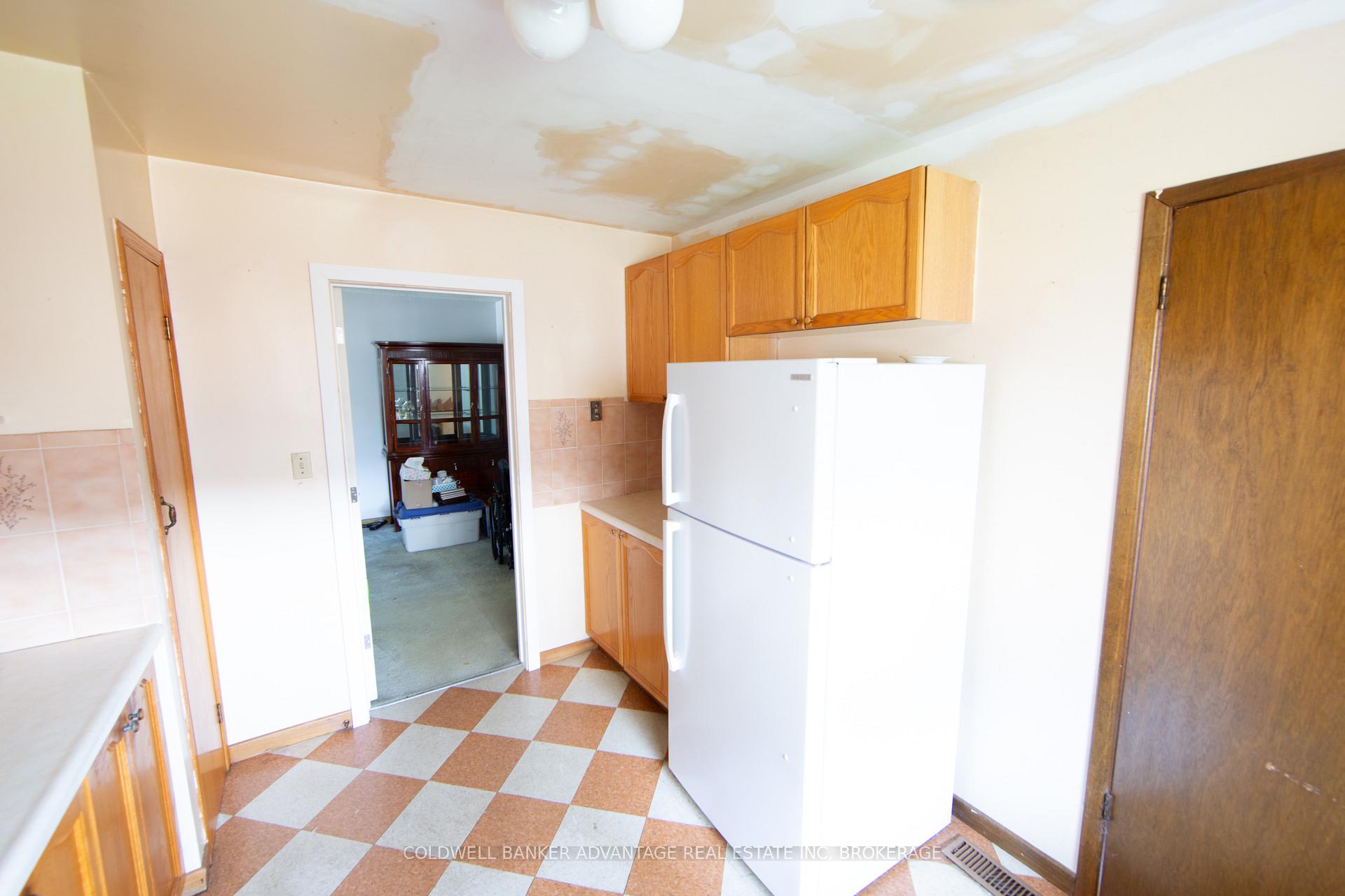 Photo 11 of 140 Commercial Street, Welland, Lincoln/Crowland — HOMEH