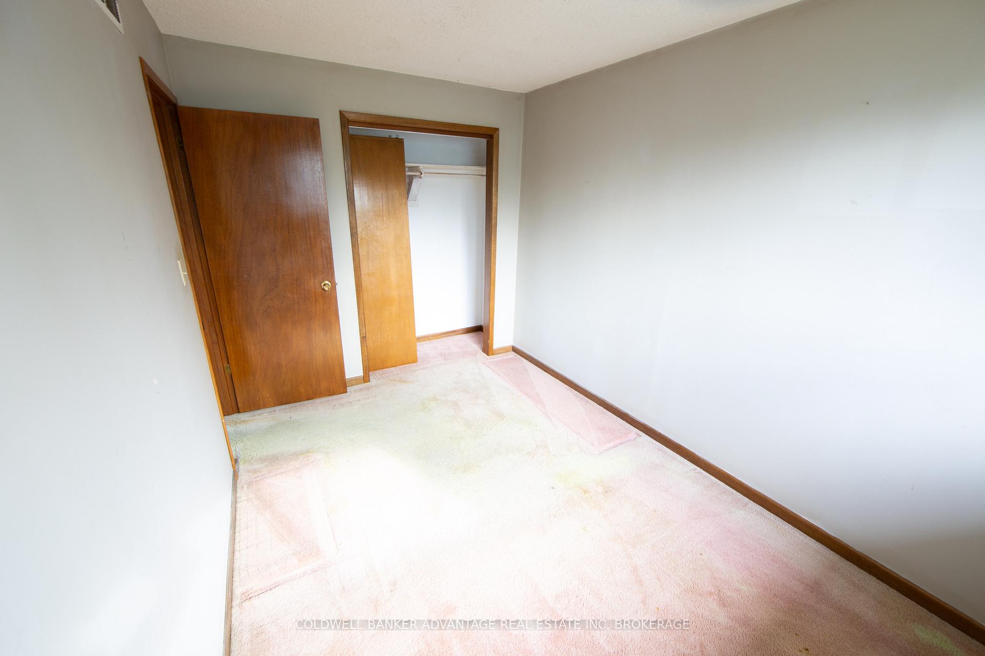 Photo 16 of 140 Commercial Street, Welland, Lincoln/Crowland — HOMEH