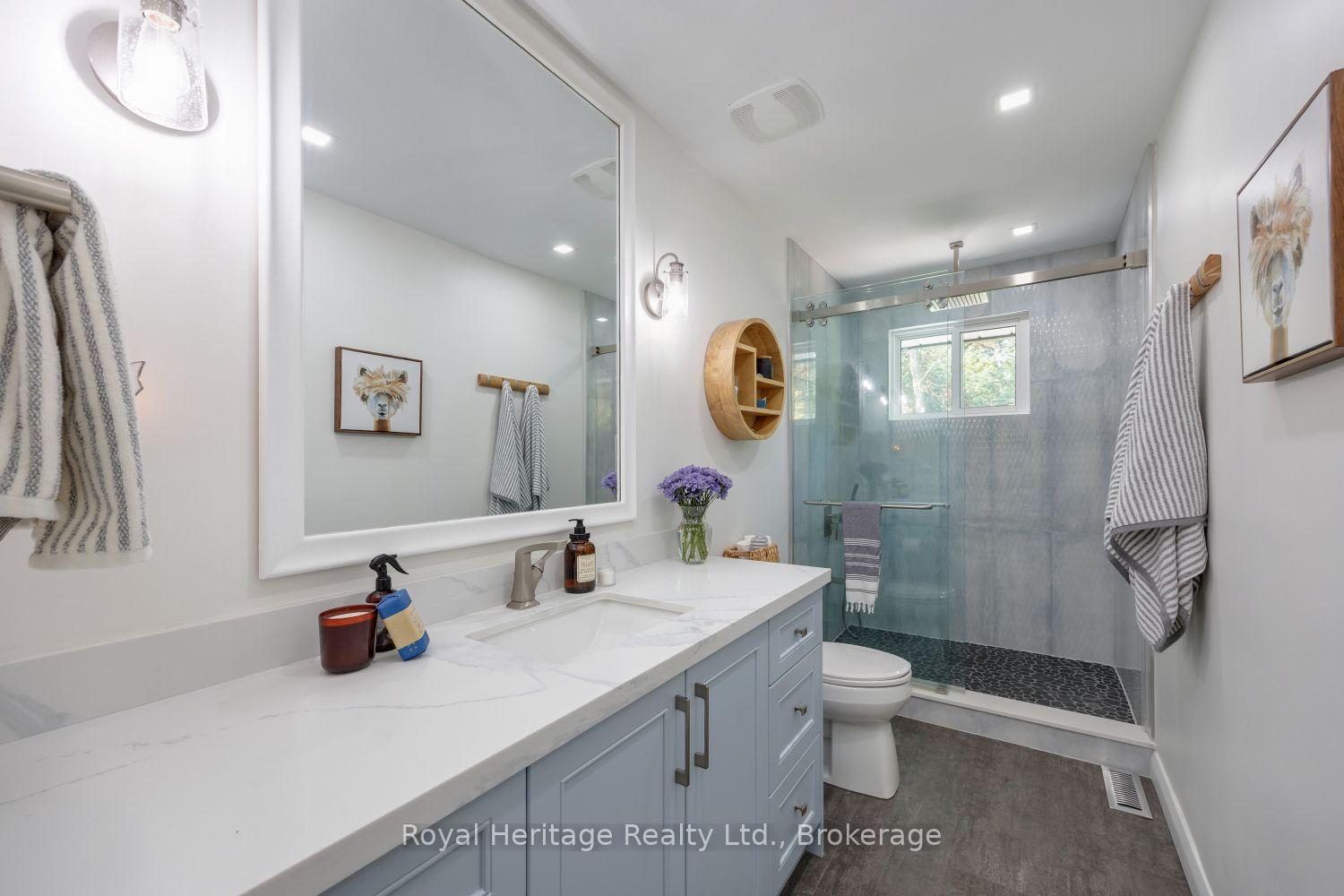 Photo 23 of 396 Jane Avenue, Oshawa, Northglen — HOMEH