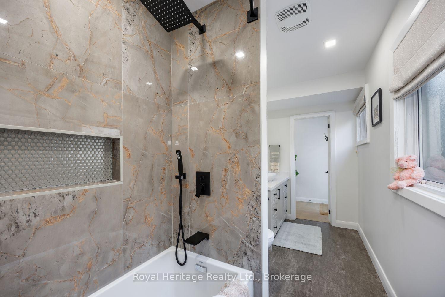 Photo 32 of 396 Jane Avenue, Oshawa, Northglen — HOMEH