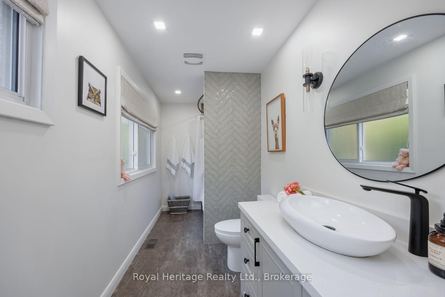 Photo 33 of 396 Jane Avenue, Oshawa, Northglen — HOMEH