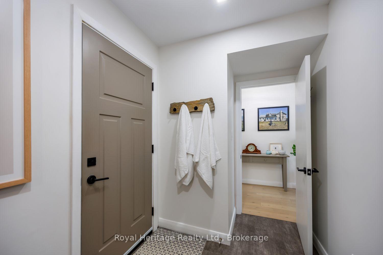 Photo 35 of 396 Jane Avenue, Oshawa, Northglen — HOMEH