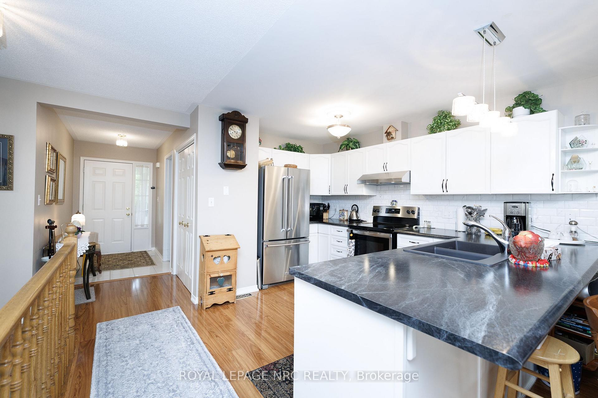 Photo 13 of 178 Beckett Crescent, Pelham, Fonthill — HOMEH
