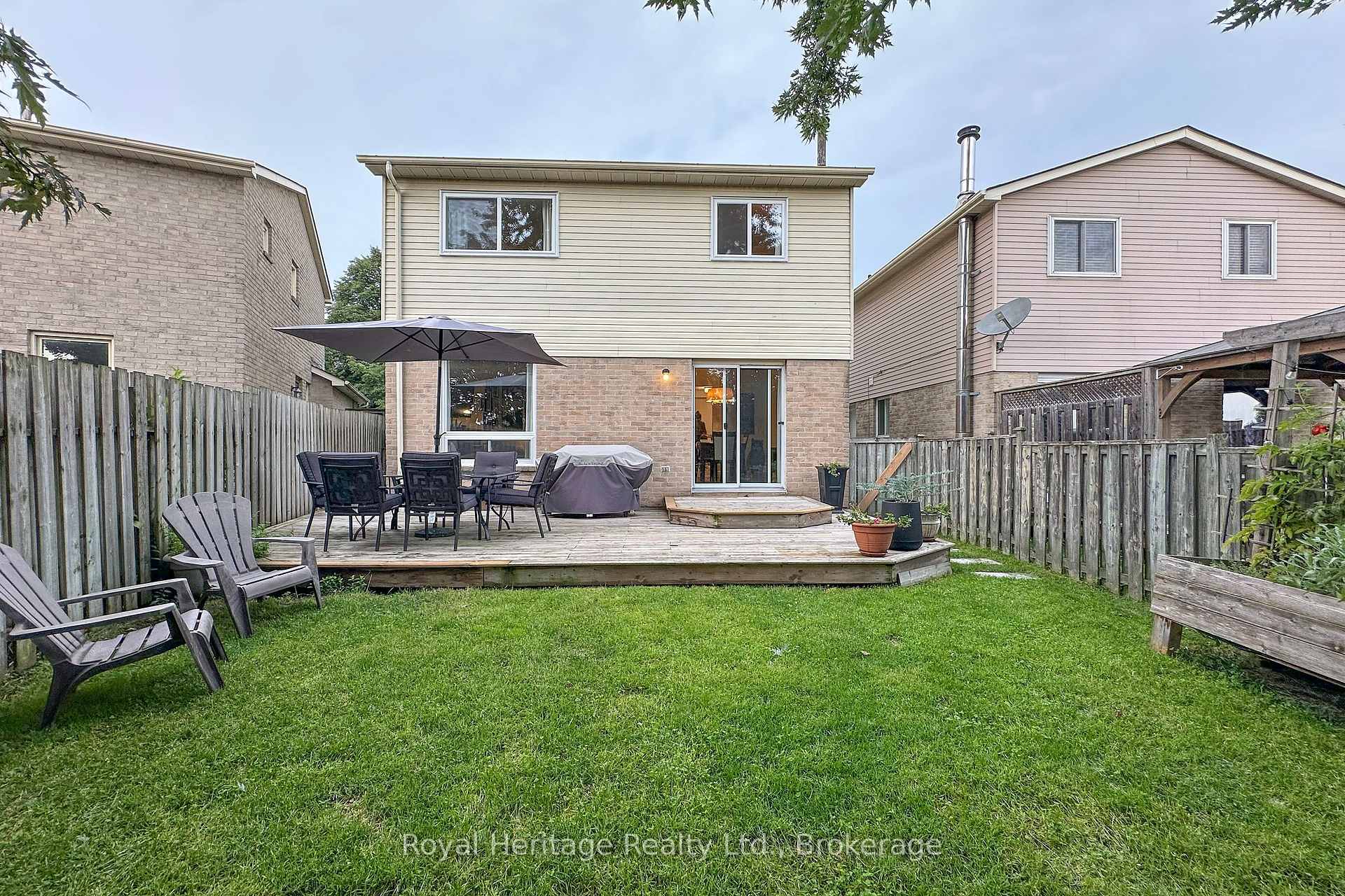Photo 35 of 11 Harman Drive, Ajax, Central — HOMEH