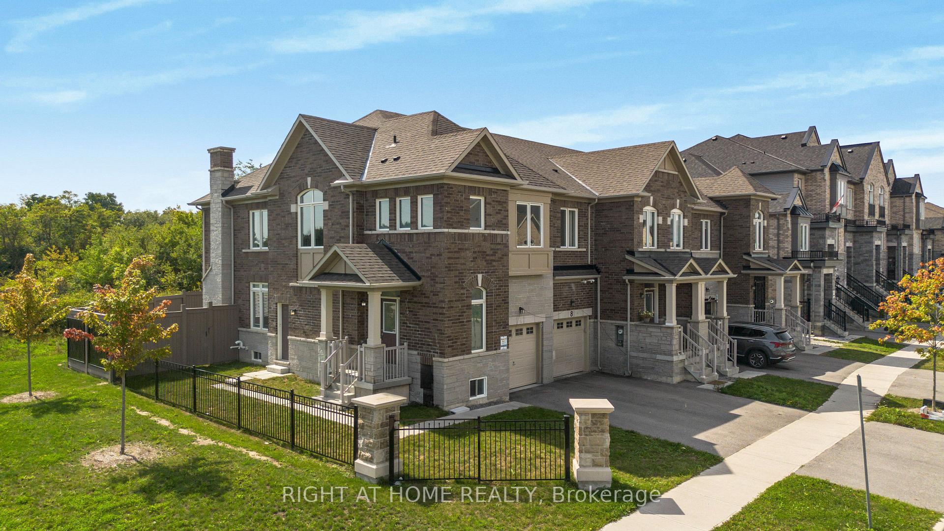 Photo 2 of 6 Savino Drive, Brampton, Heart Lake West — HOMEH