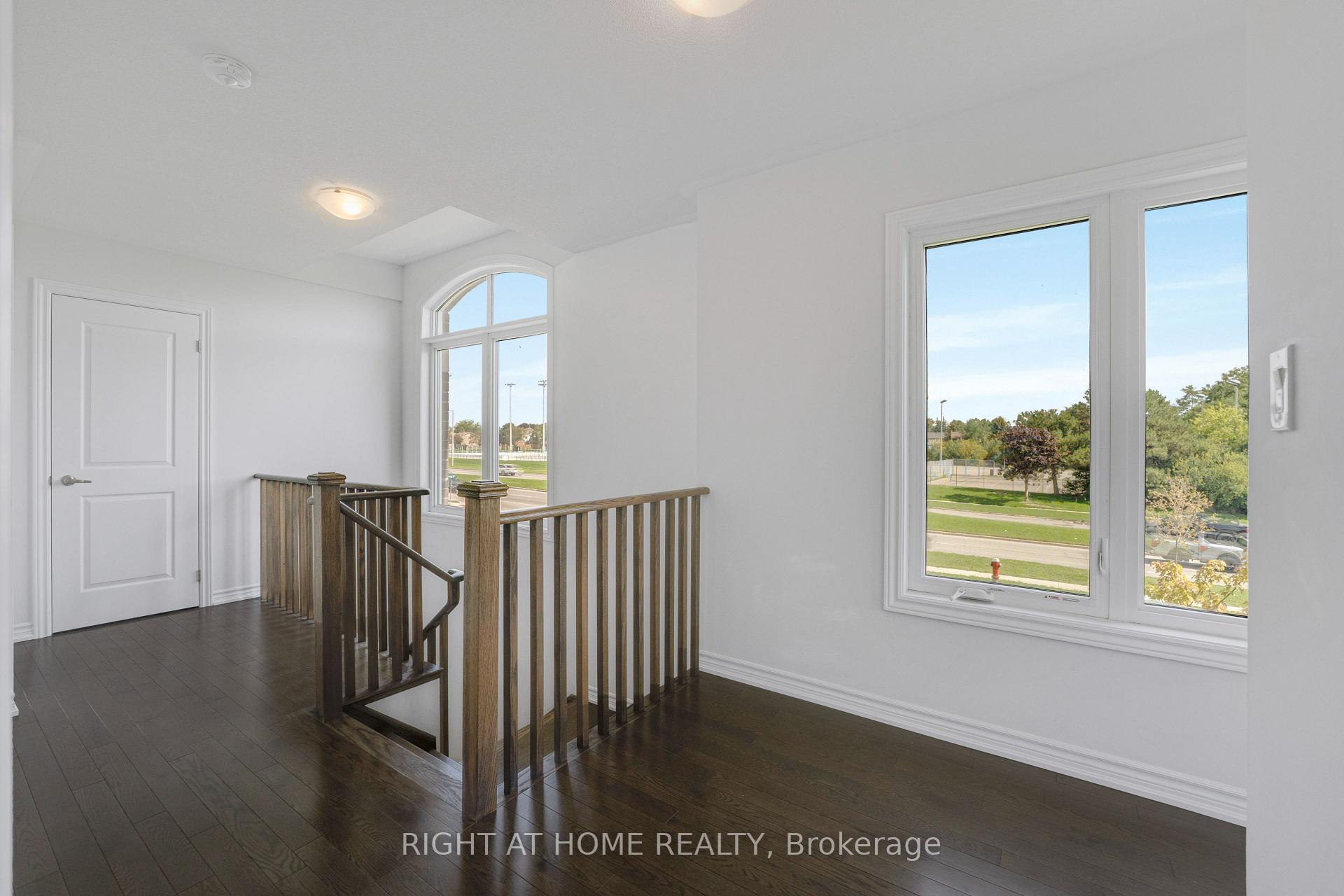 Photo 16 of 6 Savino Drive, Brampton, Heart Lake West — HOMEH