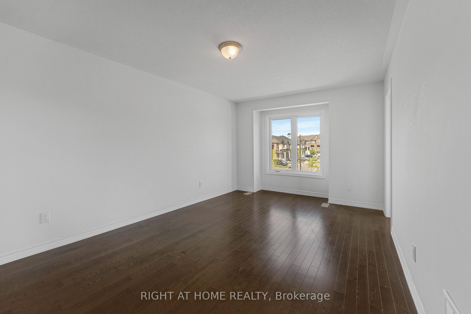 Photo 18 of 6 Savino Drive, Brampton, Heart Lake West — HOMEH