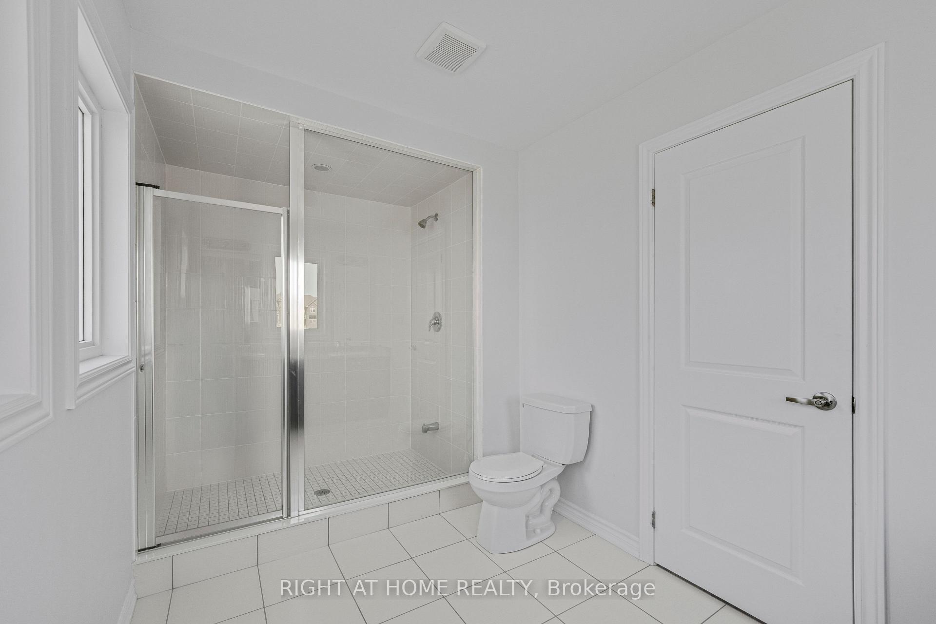 Photo 21 of 6 Savino Drive, Brampton, Heart Lake West — HOMEH