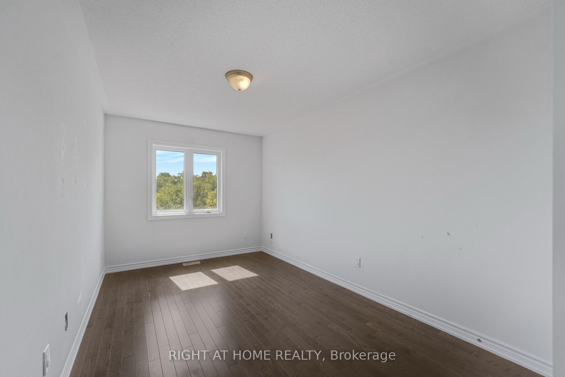 Photo 24 of 6 Savino Drive, Brampton, Heart Lake West — HOMEH