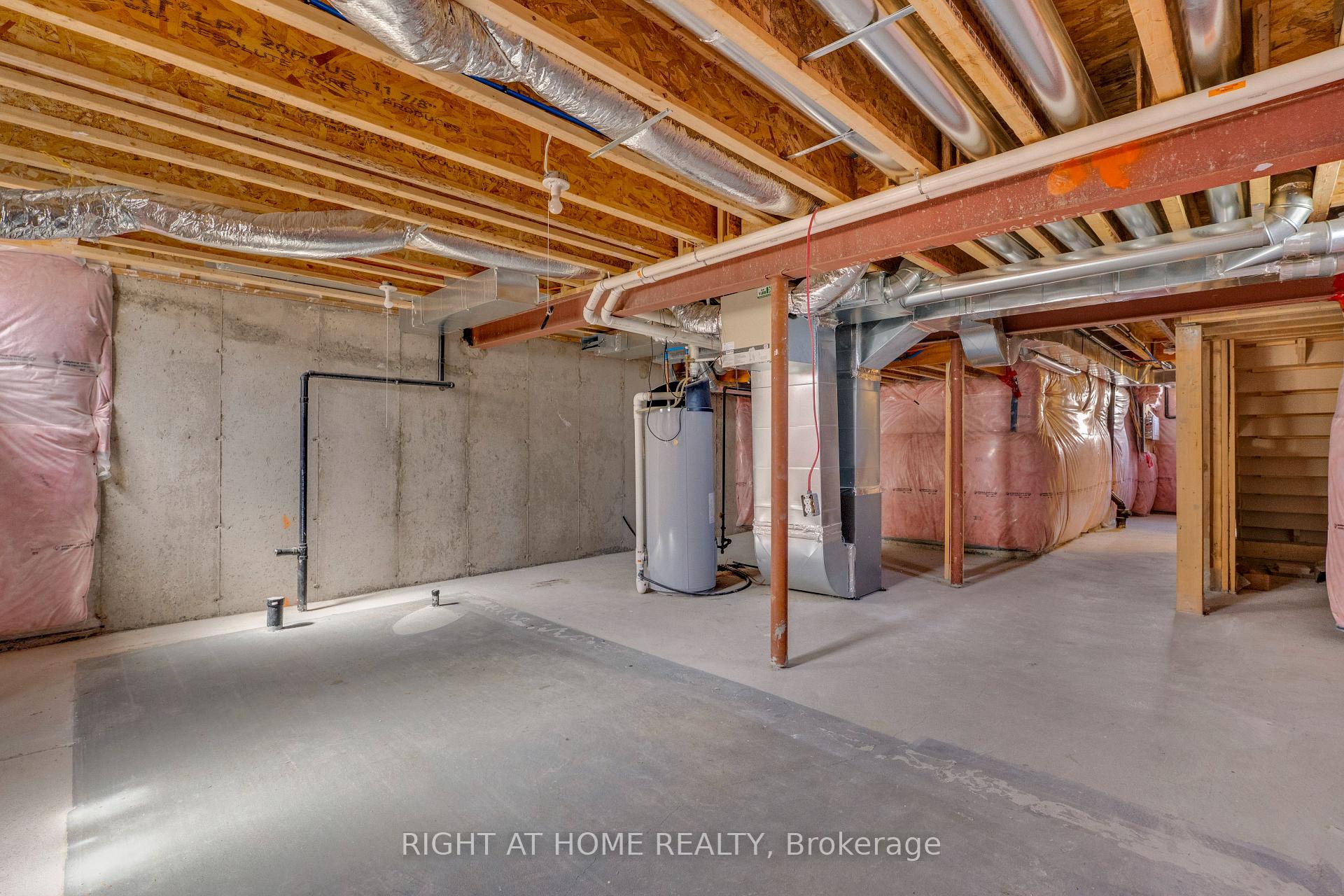 Photo 28 of 6 Savino Drive, Brampton, Heart Lake West — HOMEH