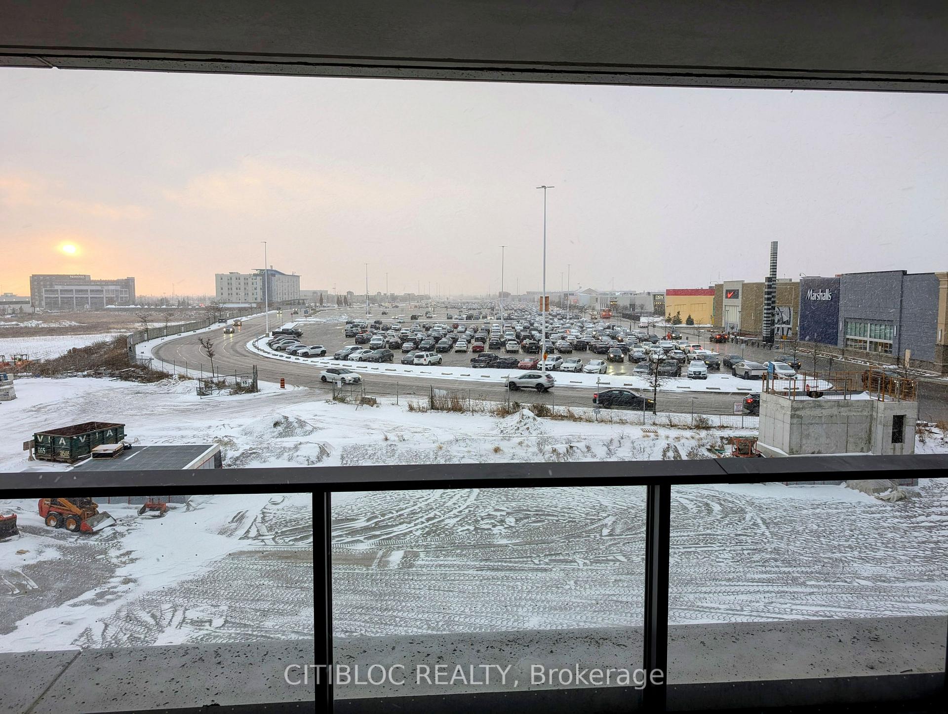 Photo 15 of Unit 229, 8960 Jane Street, Vaughan, Vellore Village — HOMEH