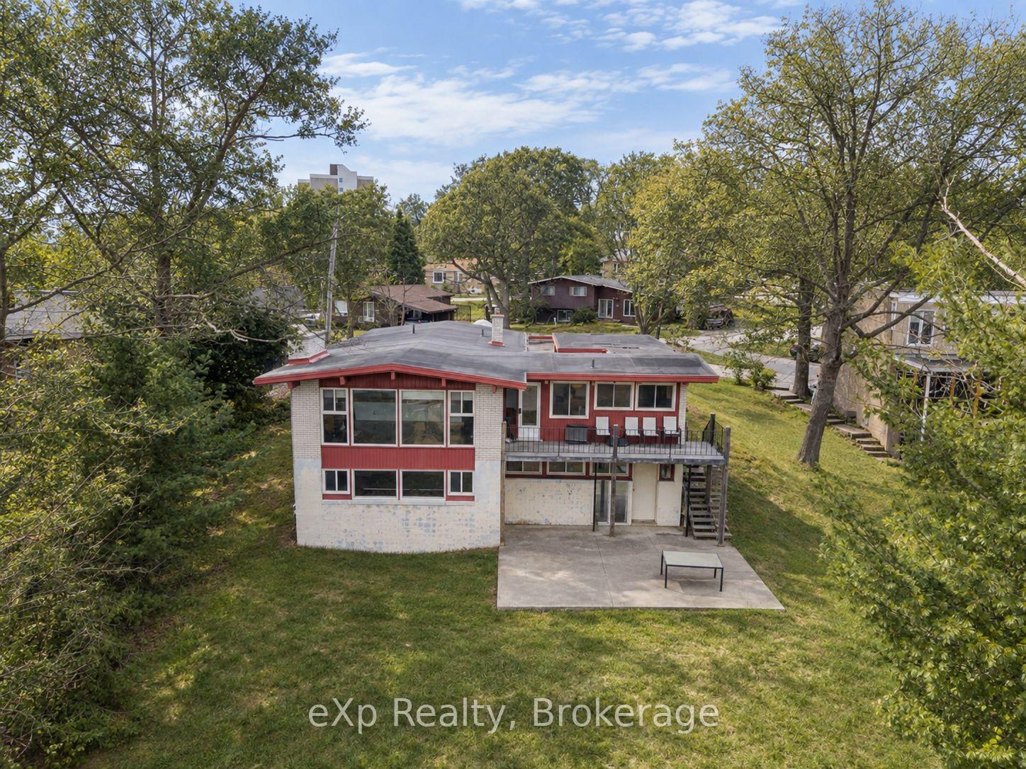 Photo 17 of 8 Sunset Avenue, Parry Sound — HOMEH