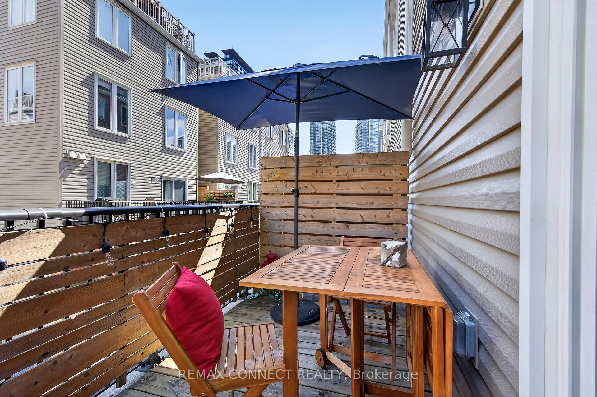 Photo 12 of 7B Crawford Street, Toronto, Niagara — HOMEH