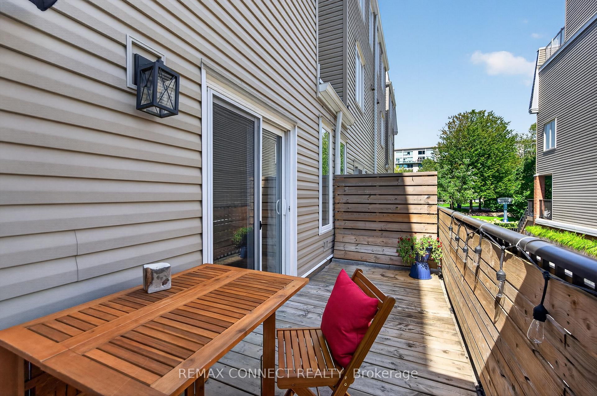 Photo 16 of 7B Crawford Street, Toronto, Niagara — HOMEH