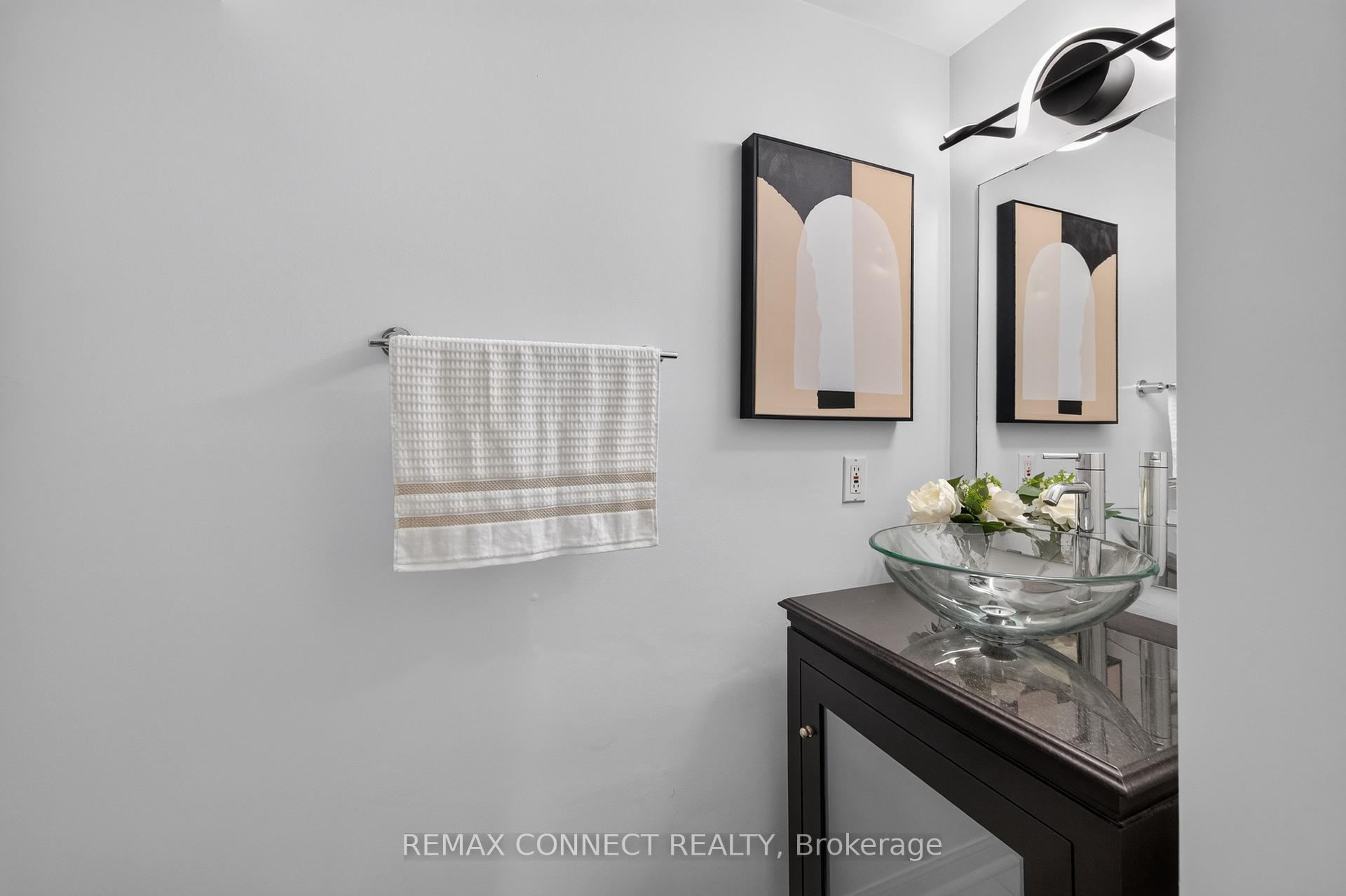 Photo 19 of 7B Crawford Street, Toronto, Niagara — HOMEH