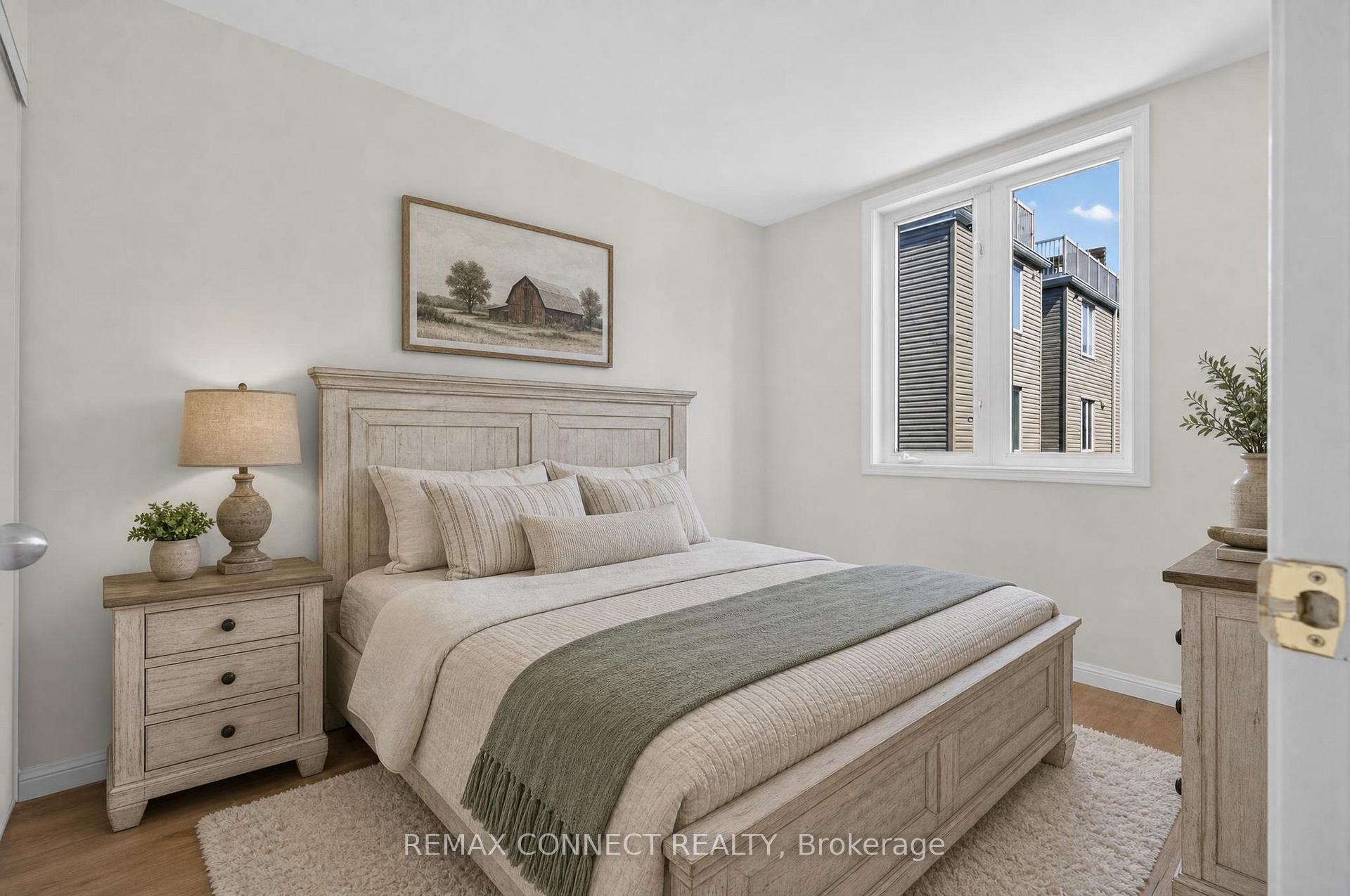 Photo 21 of 7B Crawford Street, Toronto, Niagara — HOMEH