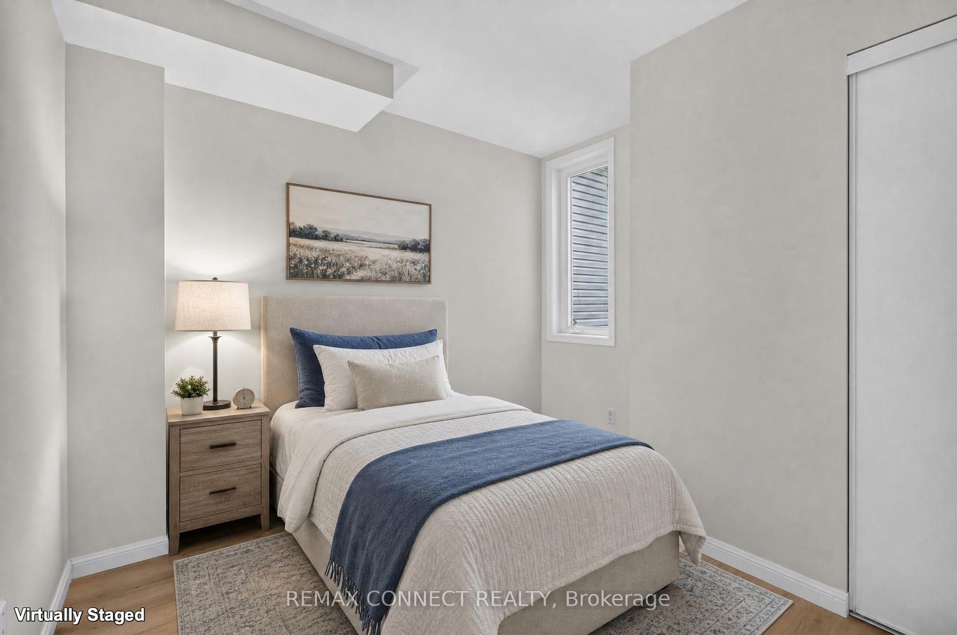 Photo 23 of 7B Crawford Street, Toronto, Niagara — HOMEH