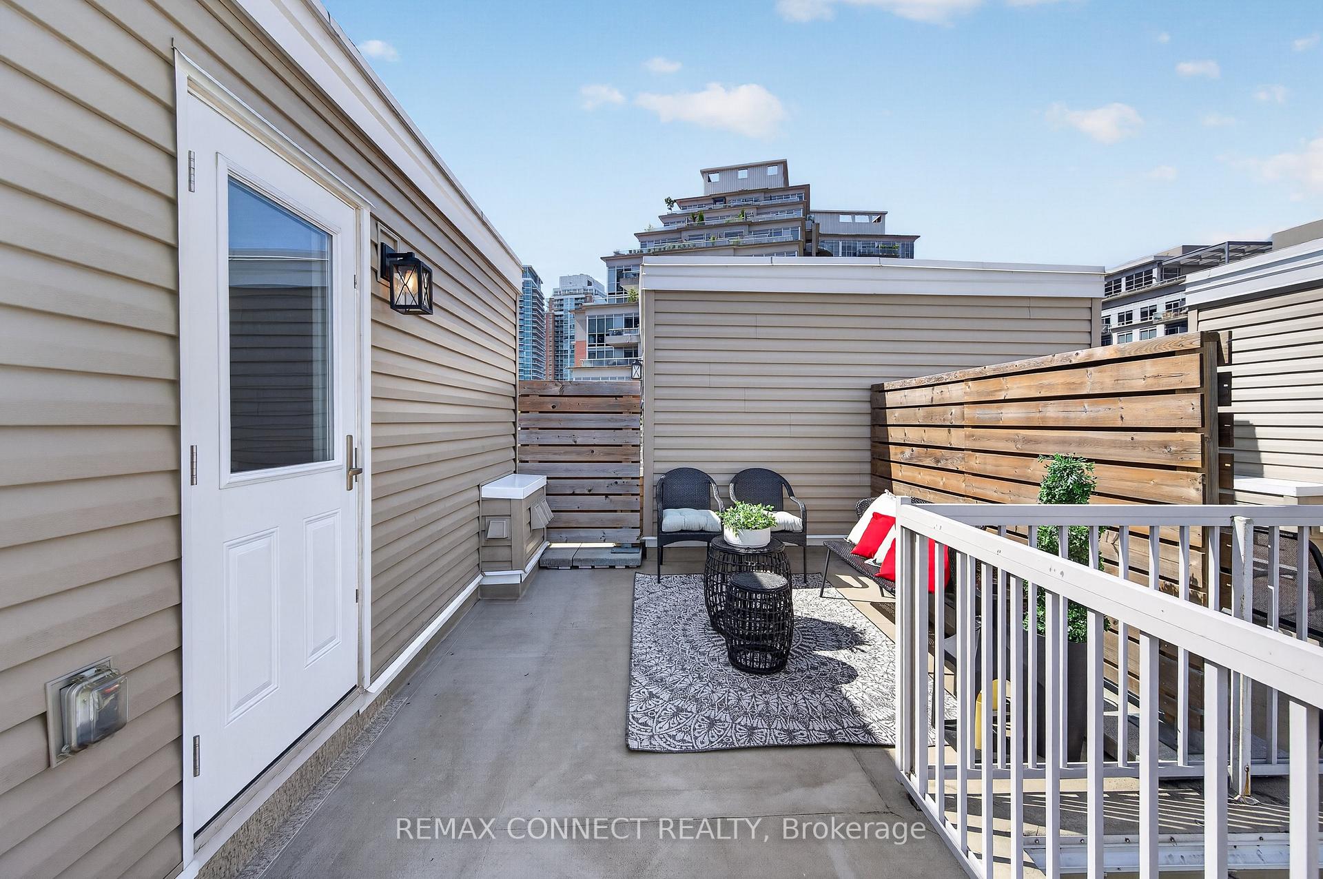 Photo 31 of 7B Crawford Street, Toronto, Niagara — HOMEH