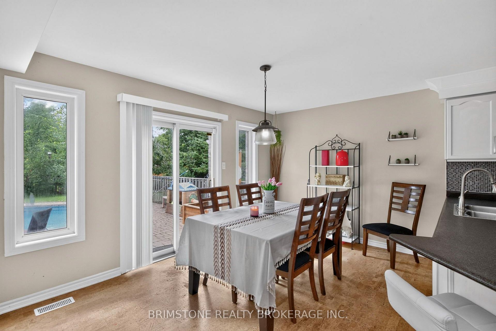 Photo 11 of 24 Stoneybrook Crescent, Barrie, Ardagh — HOMEH