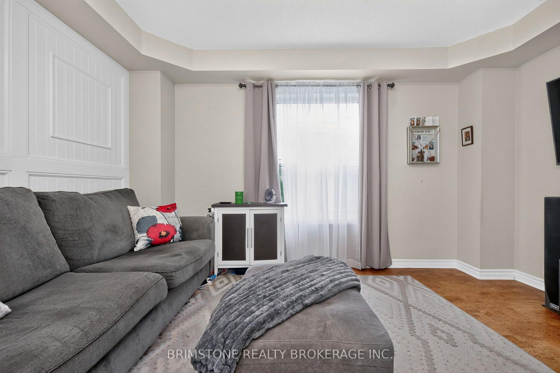 Photo 15 of 24 Stoneybrook Crescent, Barrie, Ardagh — HOMEH