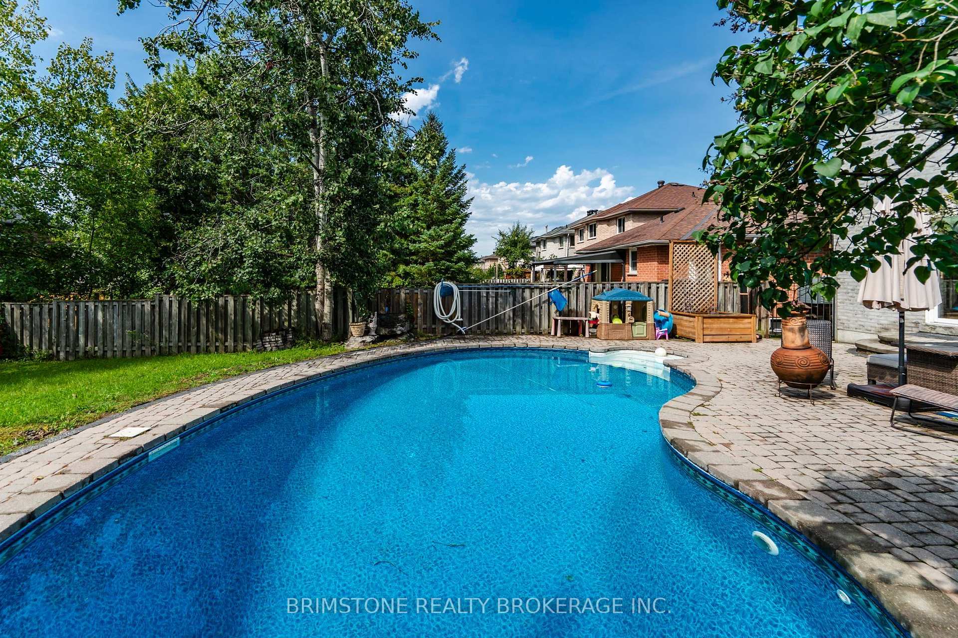 Photo 34 of 24 Stoneybrook Crescent, Barrie, Ardagh — HOMEH