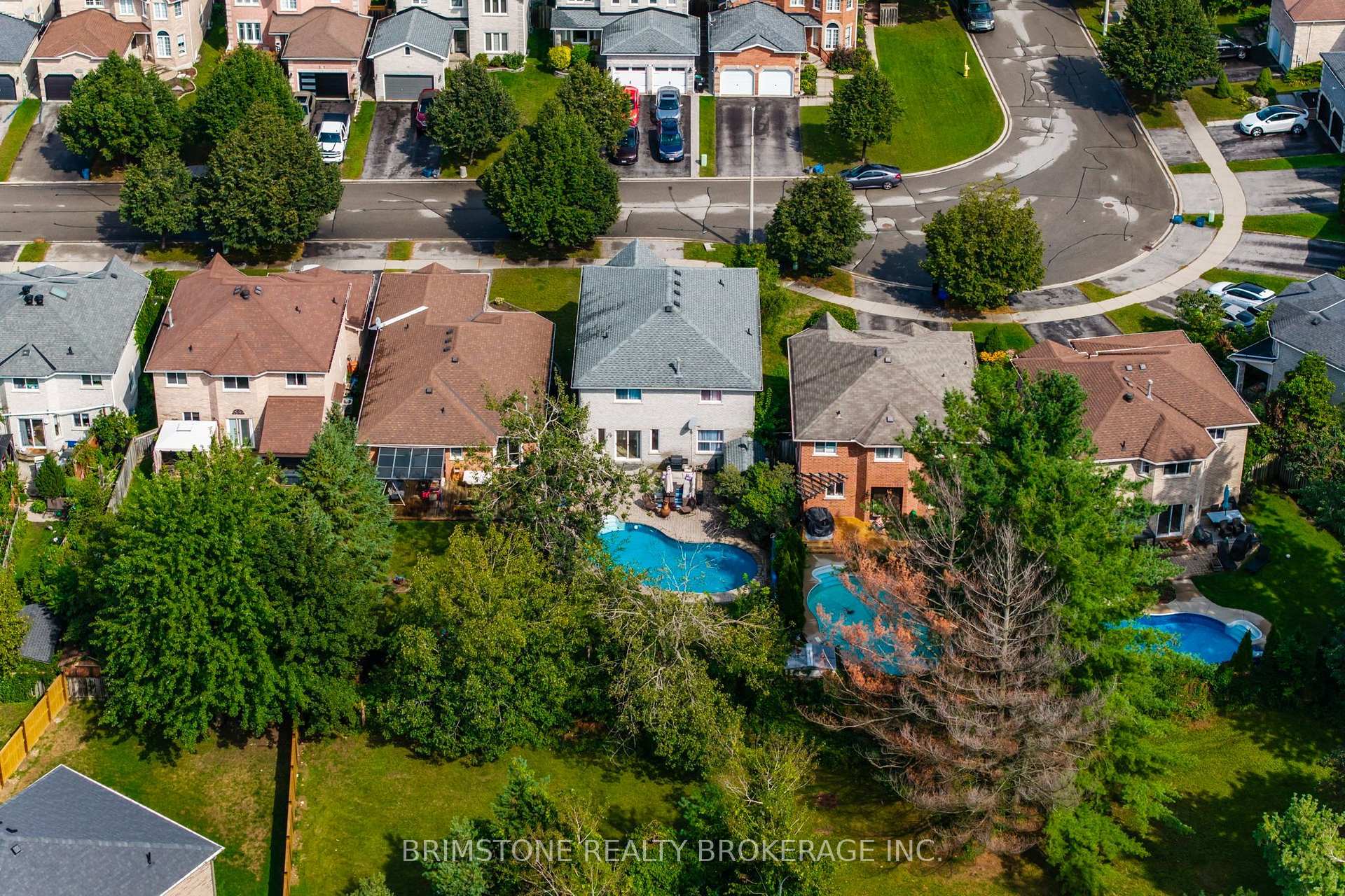 Photo 40 of 24 Stoneybrook Crescent, Barrie, Ardagh — HOMEH