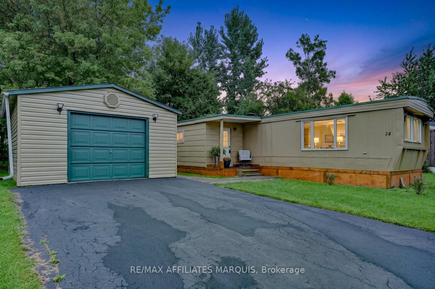 Photo of 14 Saddle Avenue