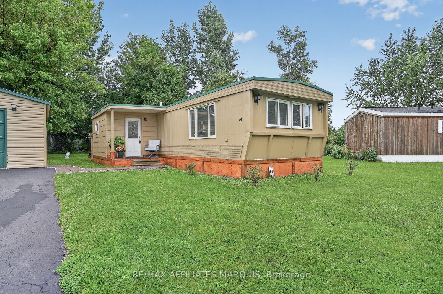 Photo 5 of 14 Saddle Avenue, Rideau Lakes, Rideau Lakes (South Elmsley) Twp — HOMEH