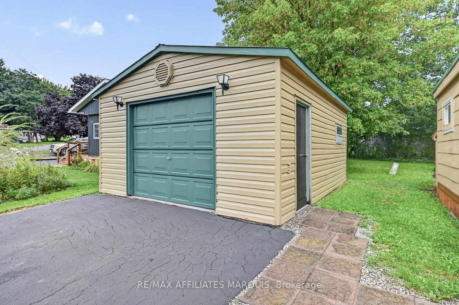 Photo 28 of 14 Saddle Avenue, Rideau Lakes, Rideau Lakes (South Elmsley) Twp — HOMEH