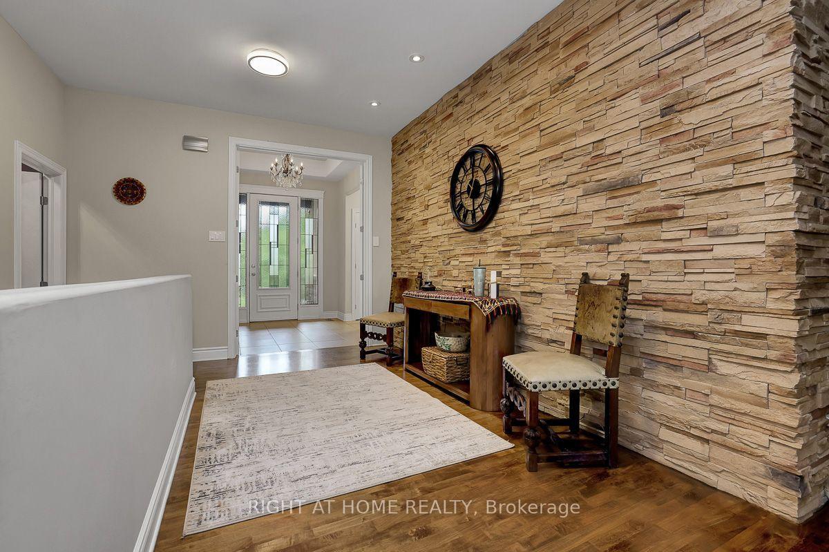 Photo 4 of 514 Landswood Way, Ottawa, Stittsville (South) — HOMEH