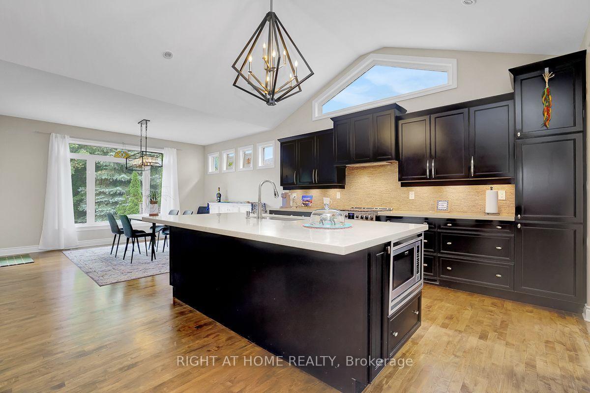 Photo 13 of 514 Landswood Way, Ottawa, Stittsville (South) — HOMEH