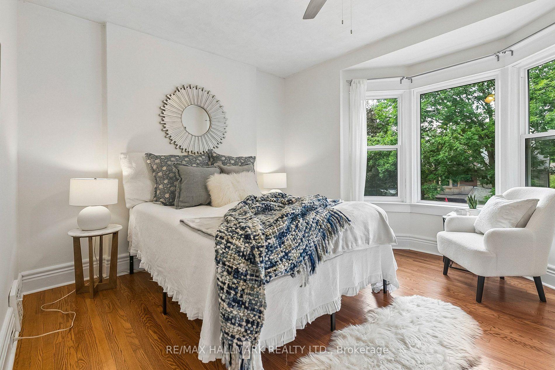 Photo 12 of 301 Waverley Road, Toronto, The Beaches — HOMEH