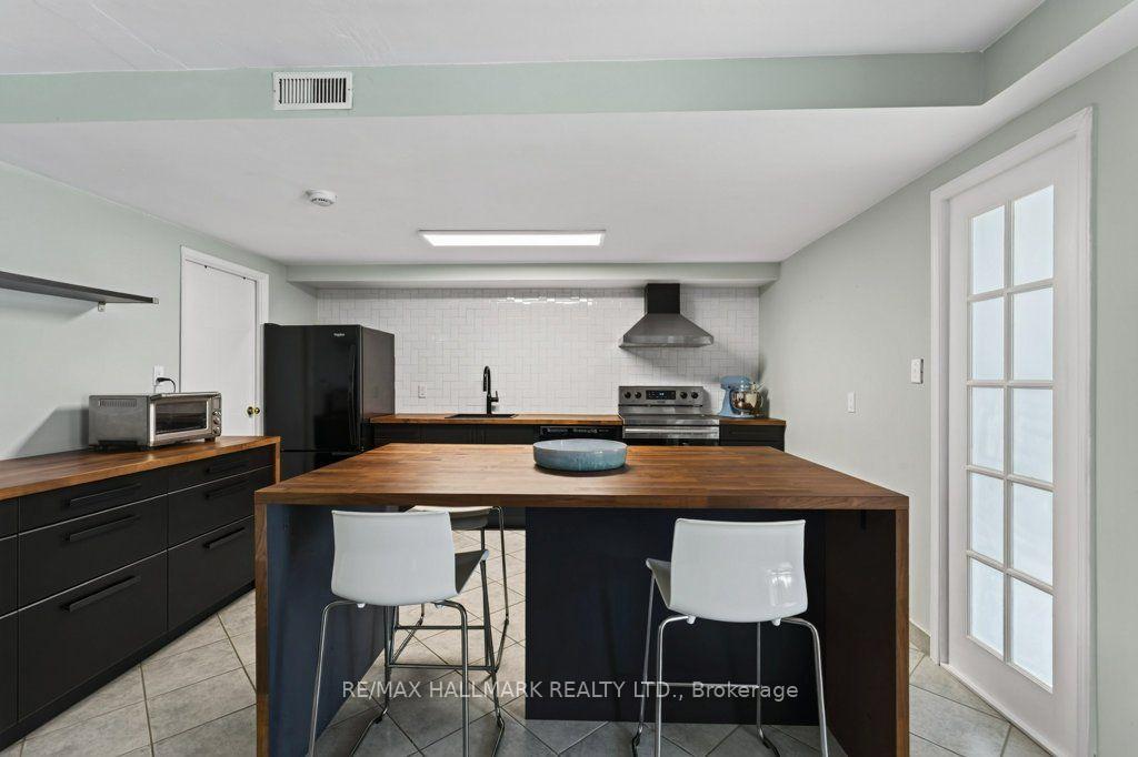 Photo 7 of Unit 203, 400 York Boulevard, Hamilton, Strathcona — HOMEH