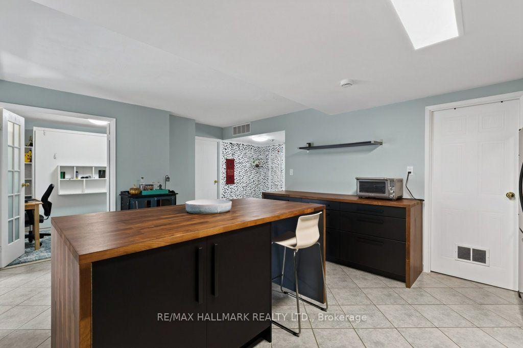 Photo 12 of Unit 203, 400 York Boulevard, Hamilton, Strathcona — HOMEH