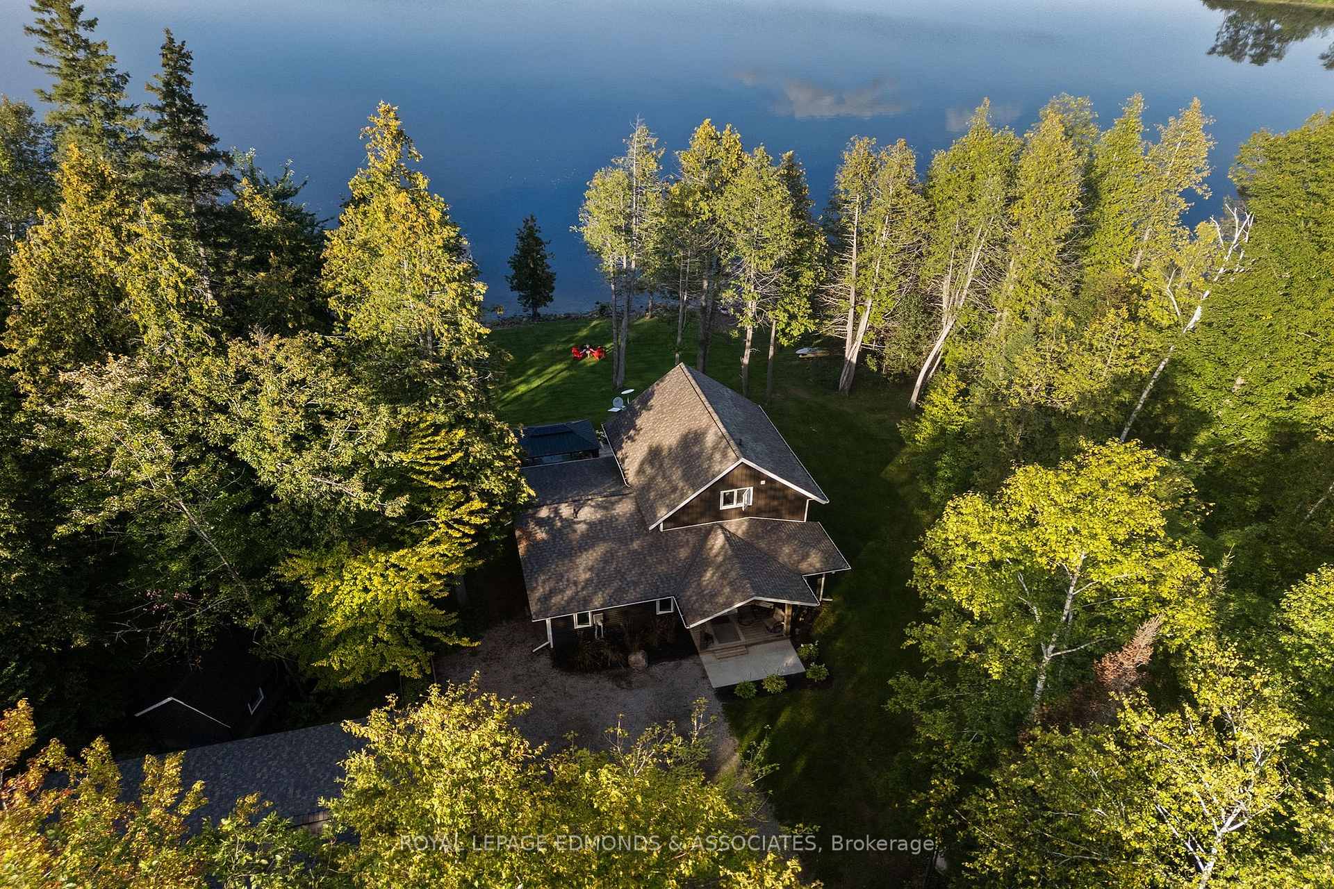 Photo of 106 Whites Beach Trail