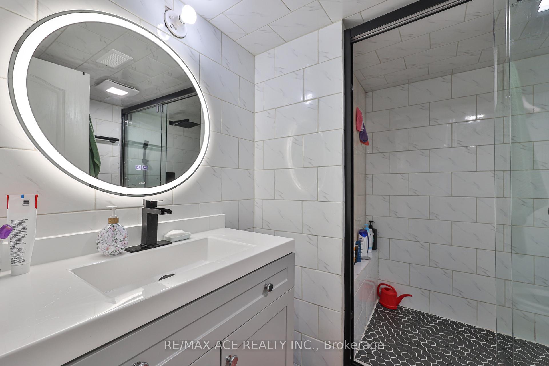 Photo 26 of 1819 Misthollow Drive, Pickering, Duffin Heights — HOMEH