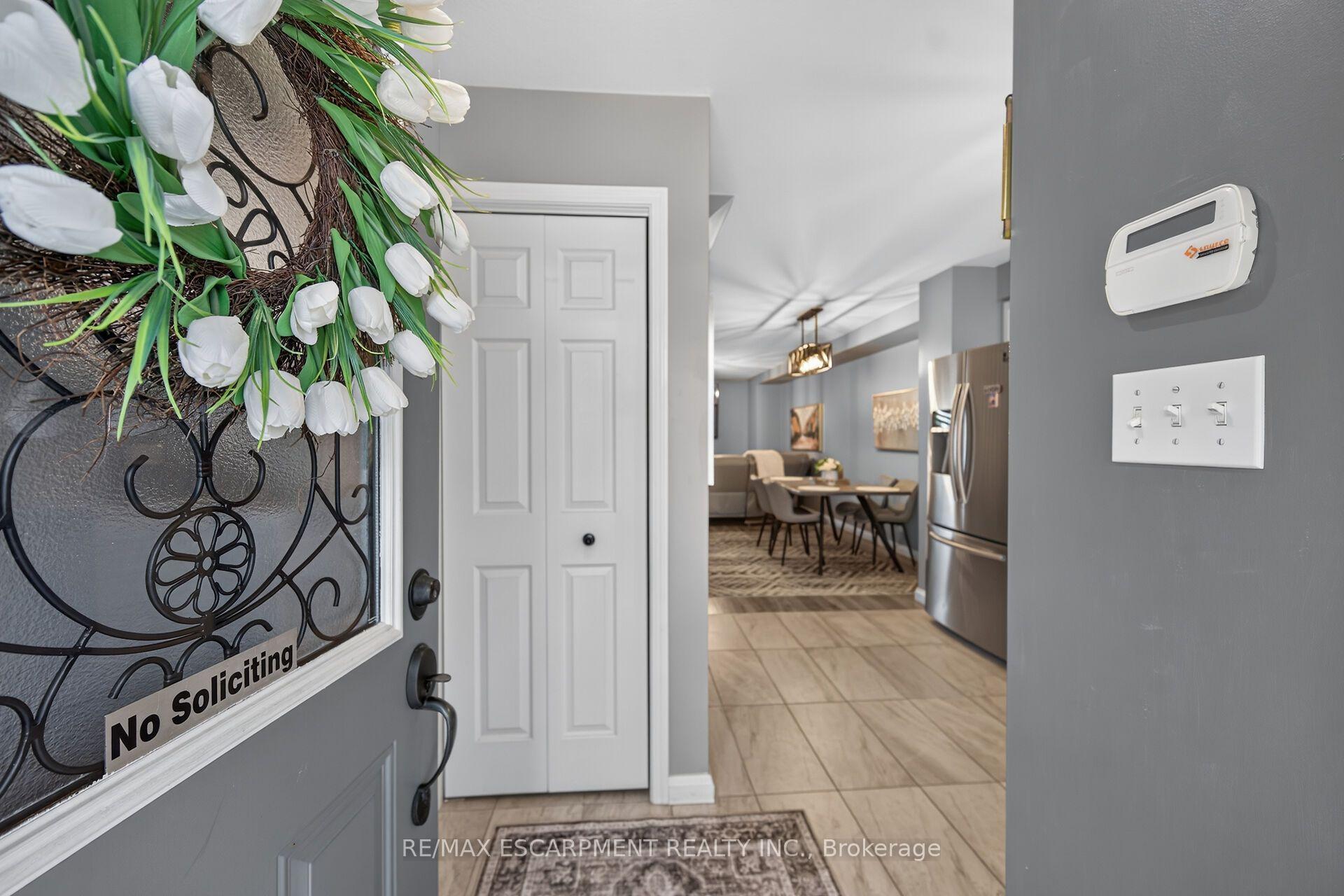 Photo 3 of Unit 17, 1328 Upper Sherman Avenue, Hamilton, Rushdale — HOMEH