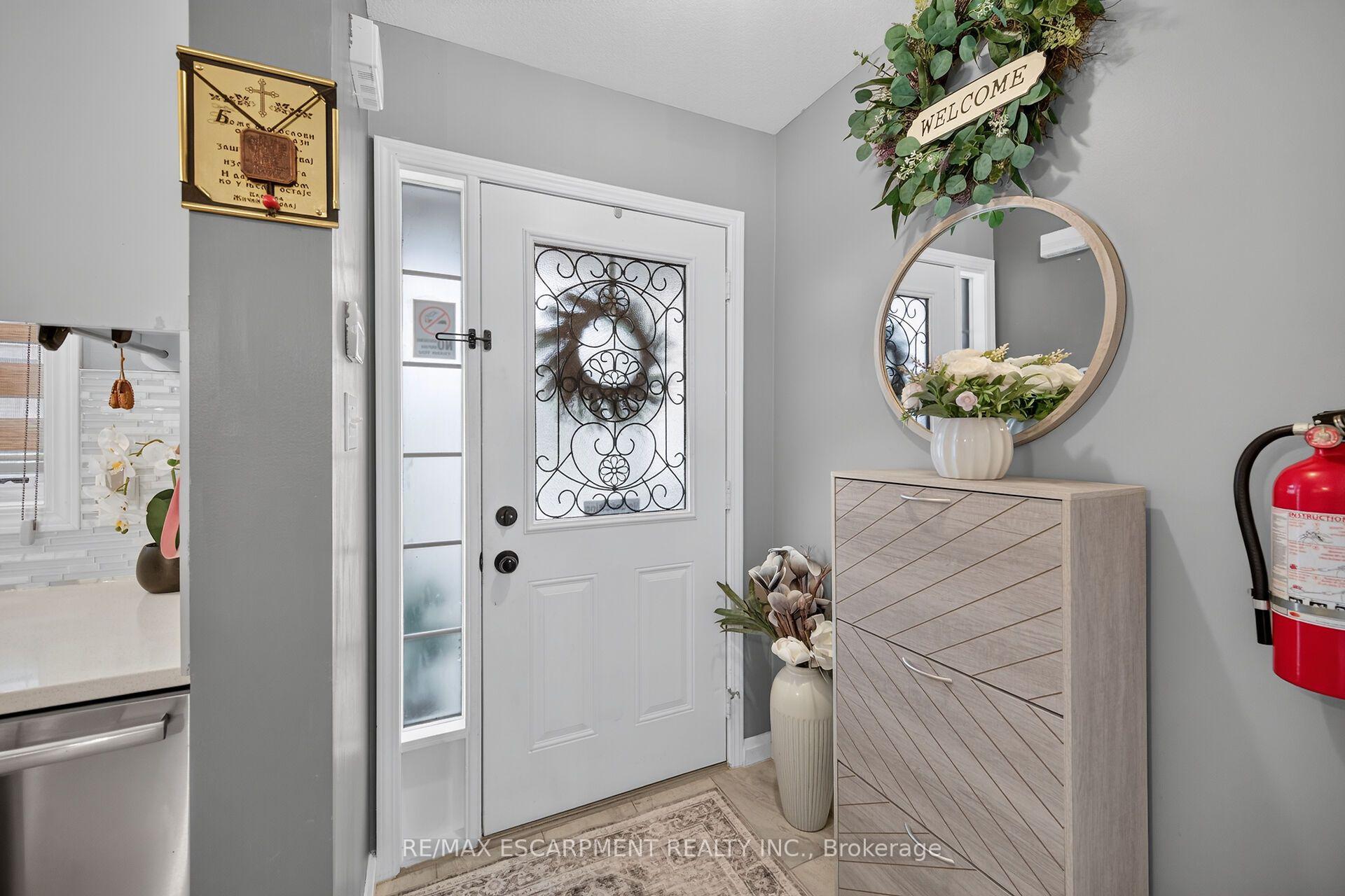 Photo 4 of Unit 17, 1328 Upper Sherman Avenue, Hamilton, Rushdale — HOMEH