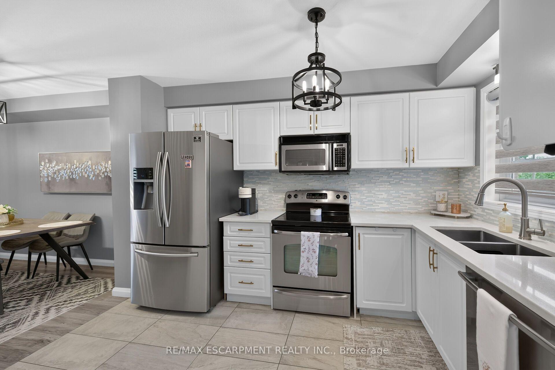 Photo 5 of Unit 17, 1328 Upper Sherman Avenue, Hamilton, Rushdale — HOMEH