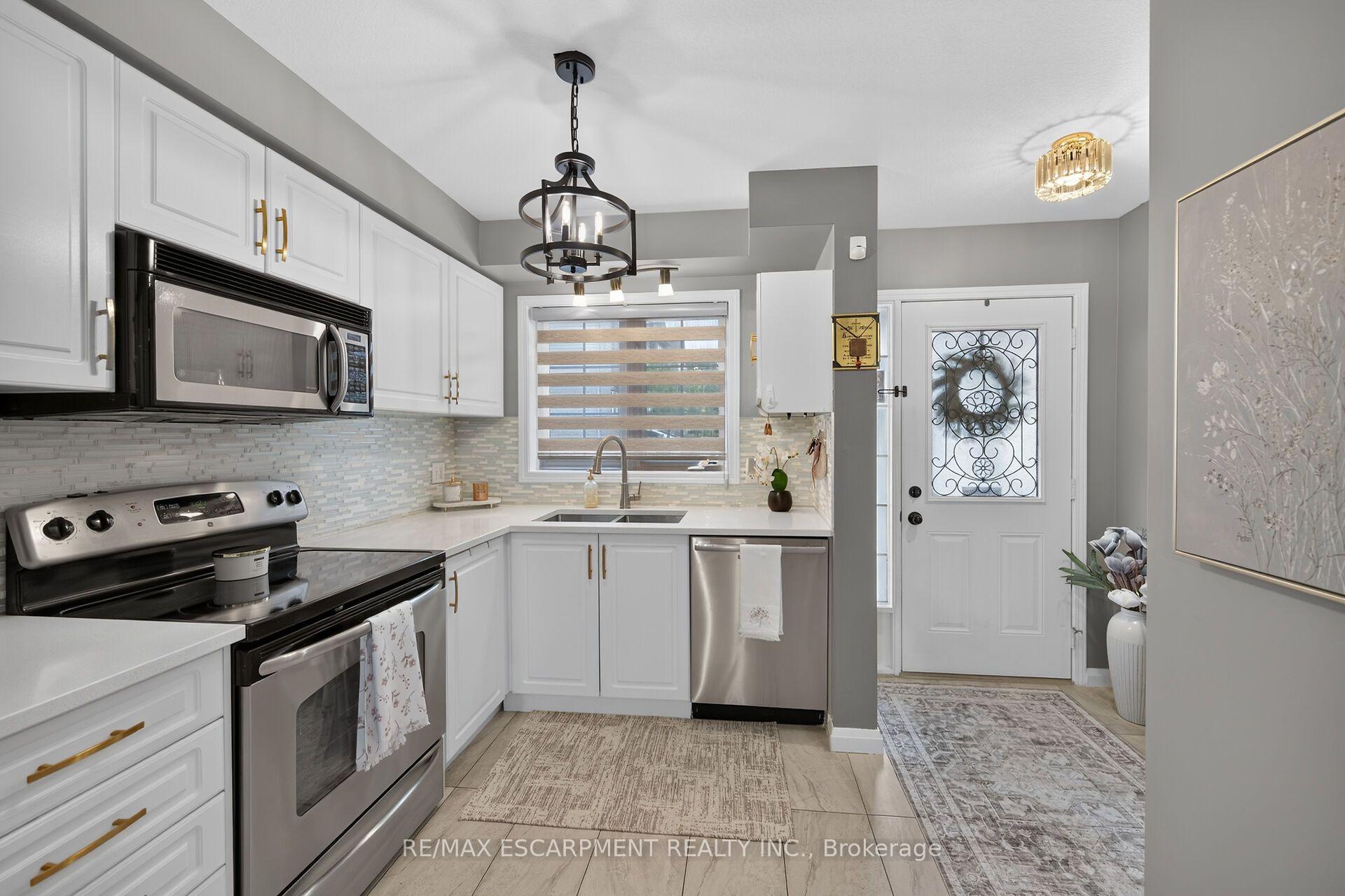 Photo 8 of Unit 17, 1328 Upper Sherman Avenue, Hamilton, Rushdale — HOMEH