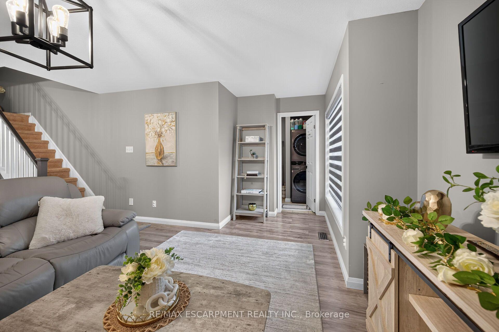 Photo 17 of Unit 17, 1328 Upper Sherman Avenue, Hamilton, Rushdale — HOMEH