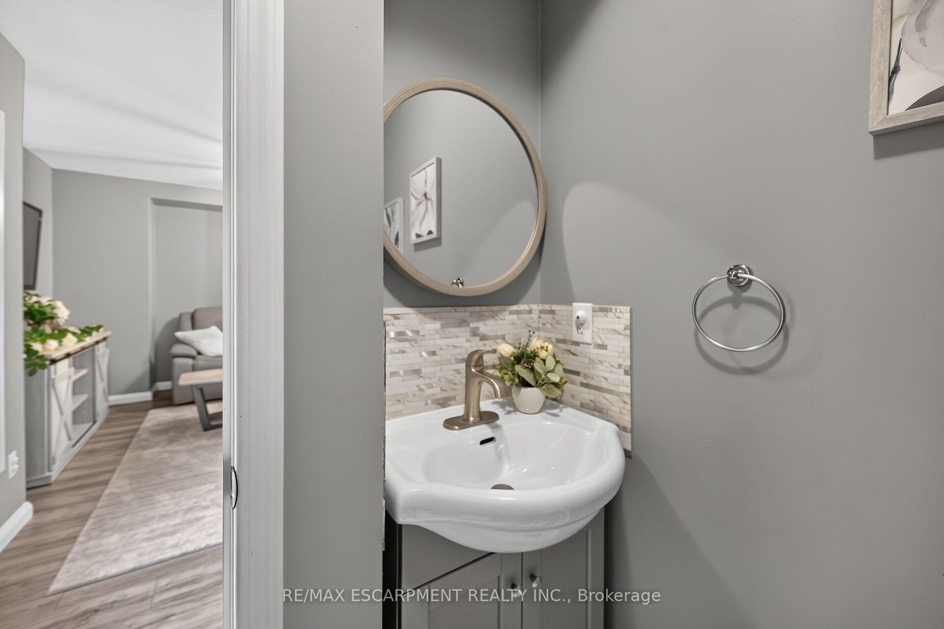 Photo 19 of Unit 17, 1328 Upper Sherman Avenue, Hamilton, Rushdale — HOMEH