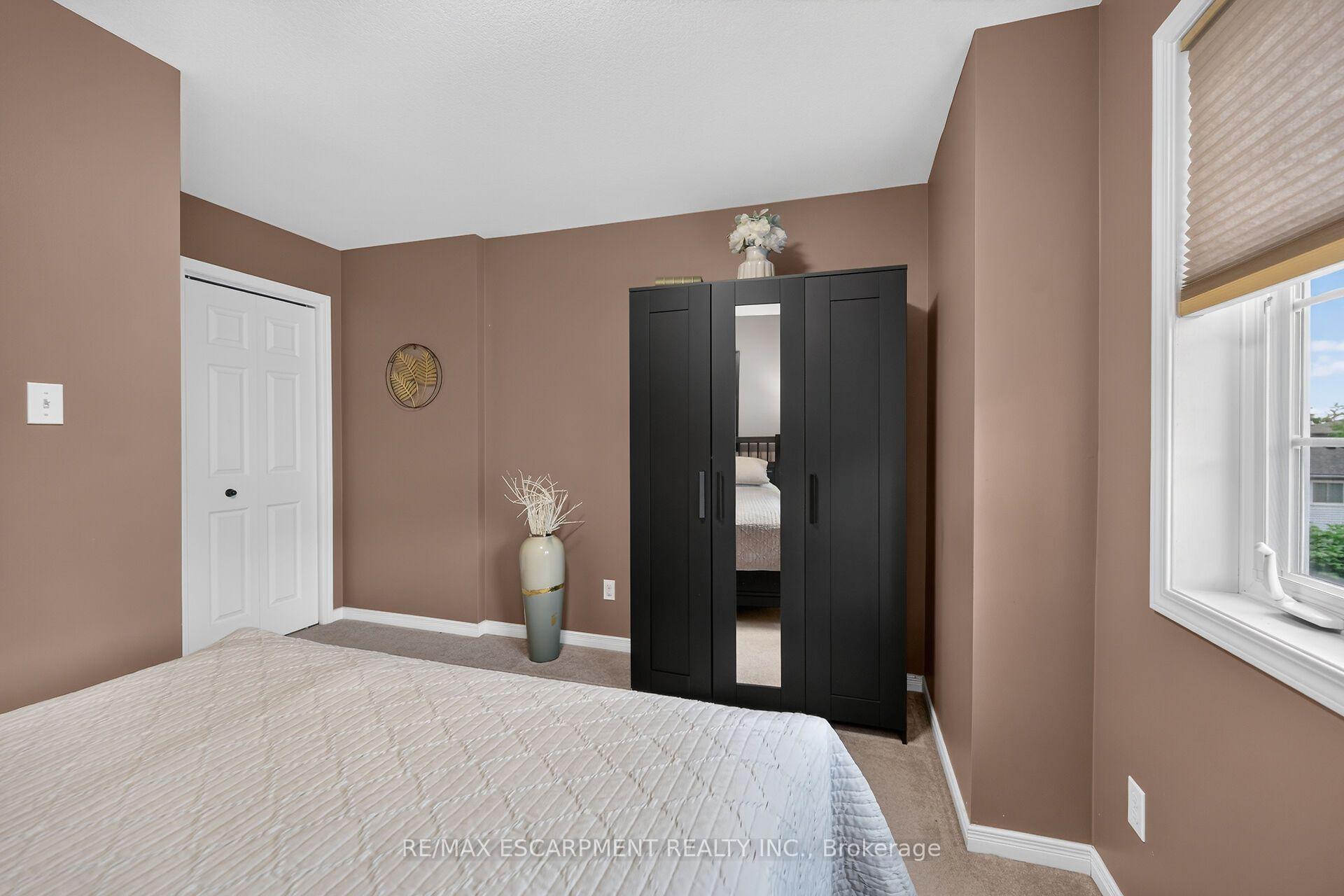Photo 24 of Unit 17, 1328 Upper Sherman Avenue, Hamilton, Rushdale — HOMEH