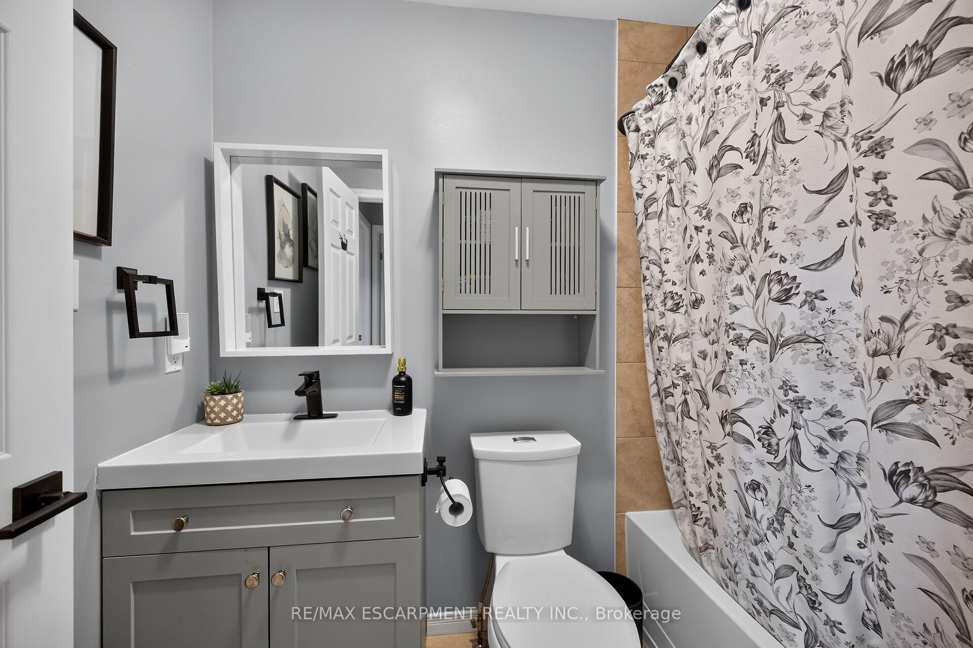 Photo 33 of Unit 17, 1328 Upper Sherman Avenue, Hamilton, Rushdale — HOMEH