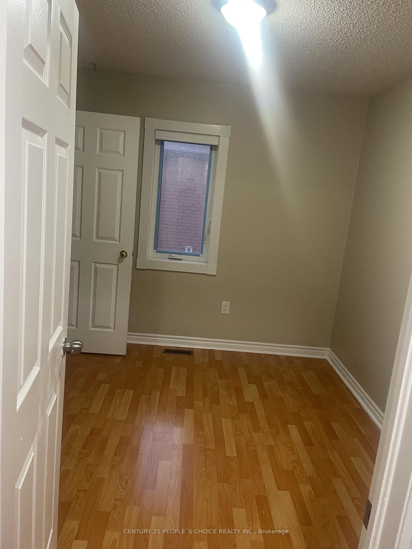 Photo 8 of 113 Desert Sand Drive, Brampton, Sandringham-Wellington — HOMEH