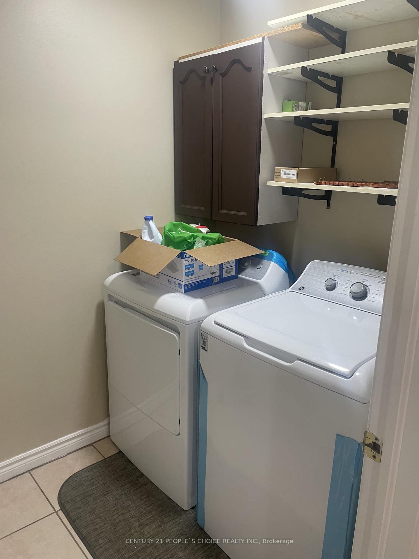 Photo 13 of 113 Desert Sand Drive, Brampton, Sandringham-Wellington — HOMEH
